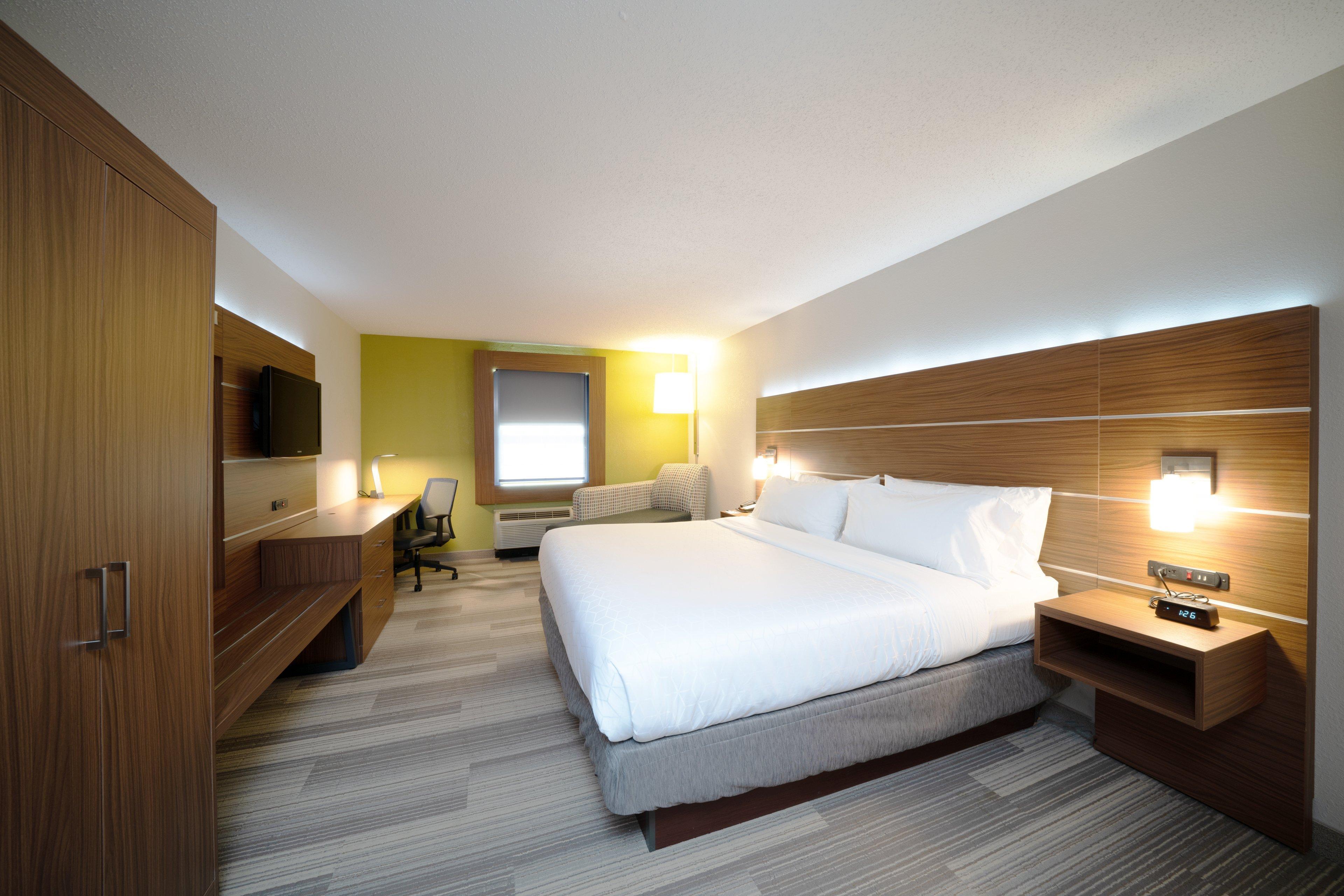 Holiday Inn Express Prince Frederick By Ihg Экстерьер фото